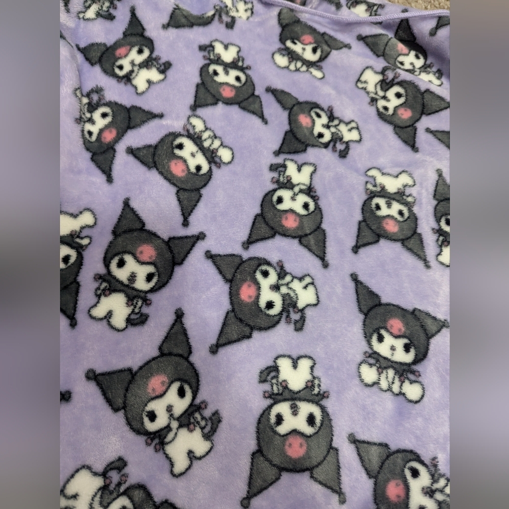 Sanrio Kuromi Plush Hoodie Cozy Sherpa Small Hello Kitty - Picture 4 of 5